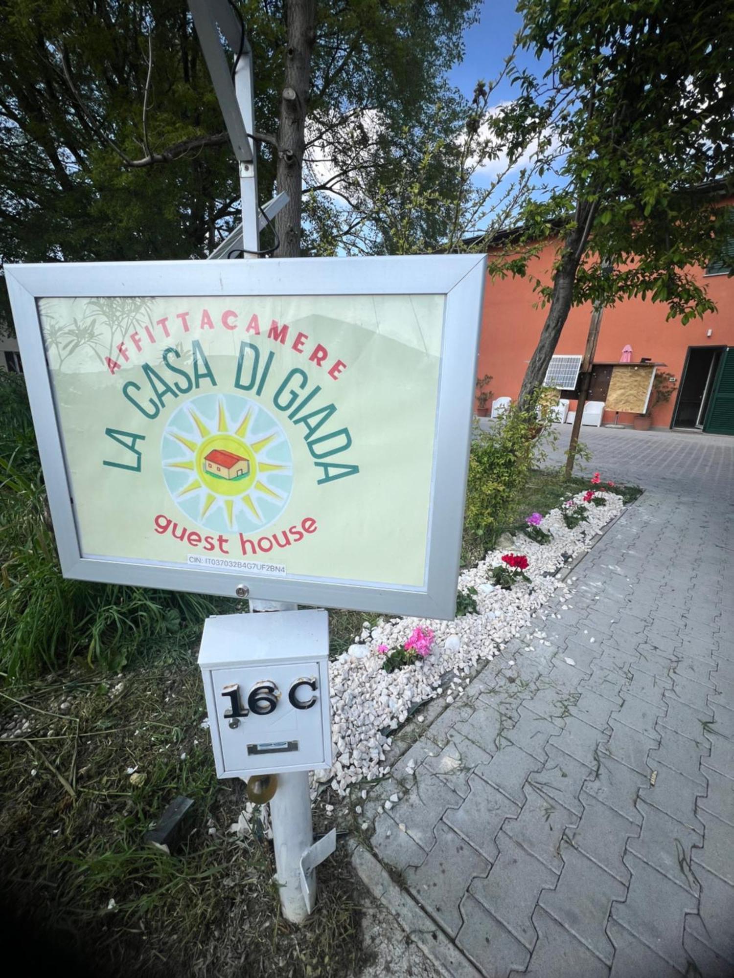Guesthouse La Casa Di Giada Imola Eksteriør bilde